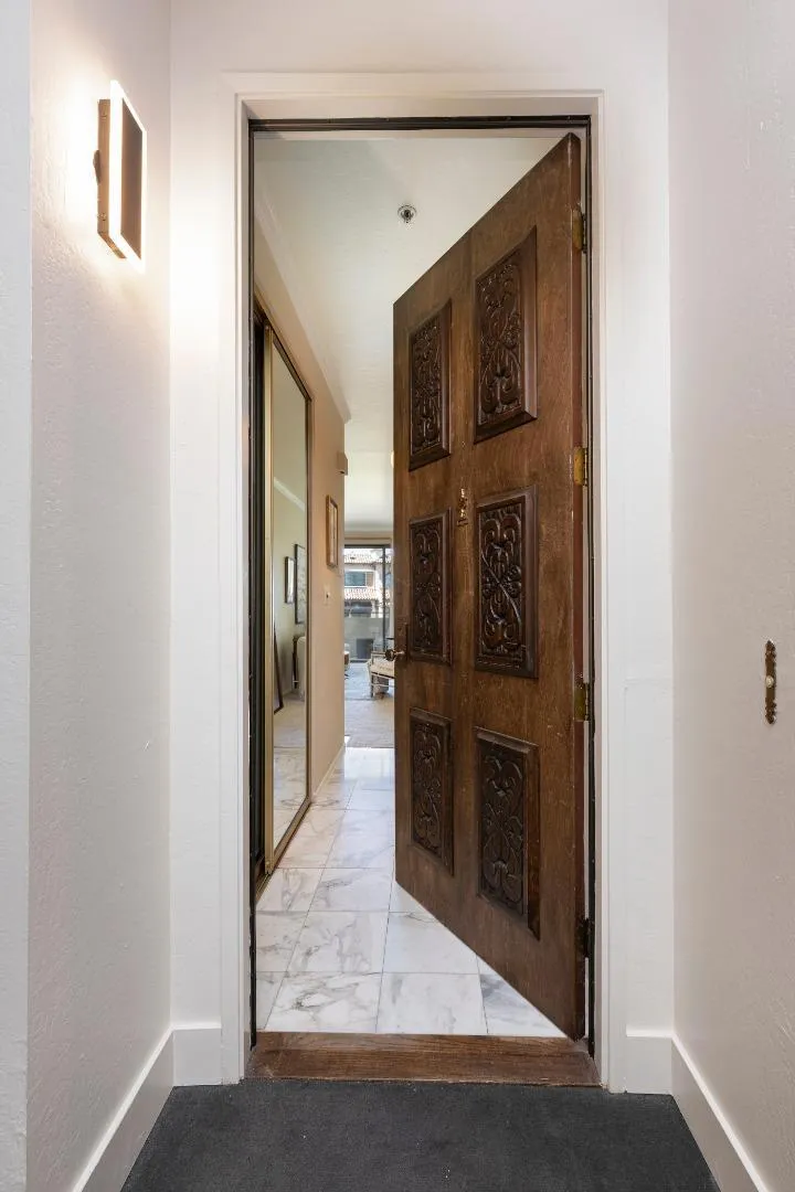 1515 Floribunda Avenue #304 Burlingame, CA 94010