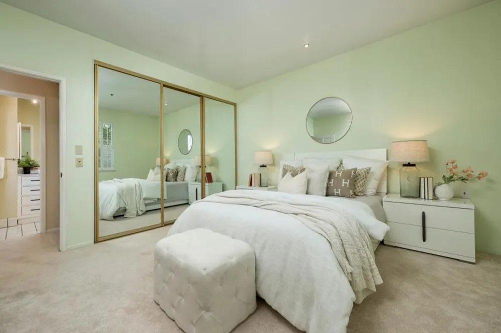 1515 Floribunda Avenue #304 Burlingame, CA 94010