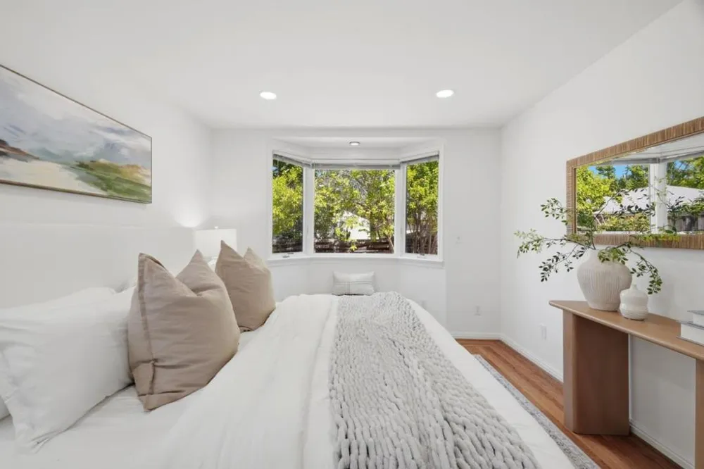4059 2nd Street Palo Alto, CA 94306