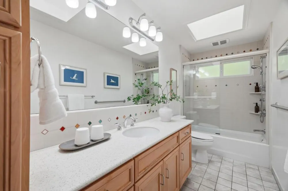 4059 2nd Street Palo Alto, CA 94306