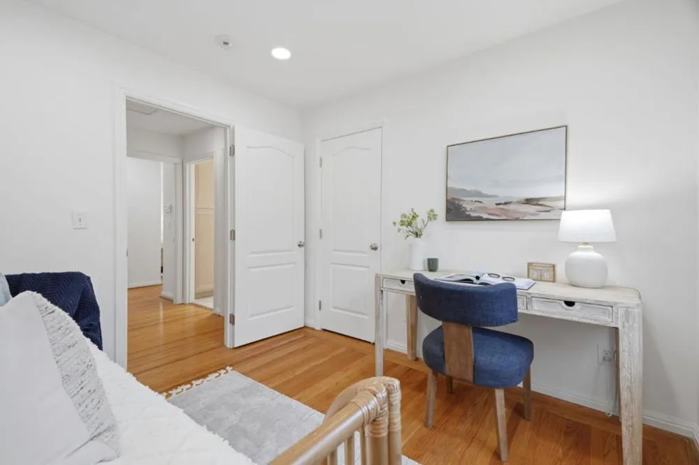 4059 2nd Street Palo Alto, CA 94306