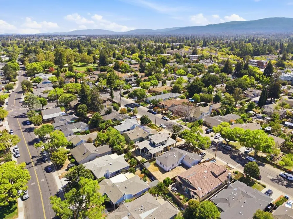4059 2nd Street Palo Alto, CA 94306