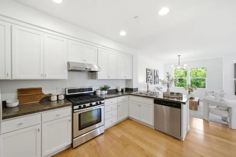 1908 Aberdeen Lane Mountain View, CA 94043