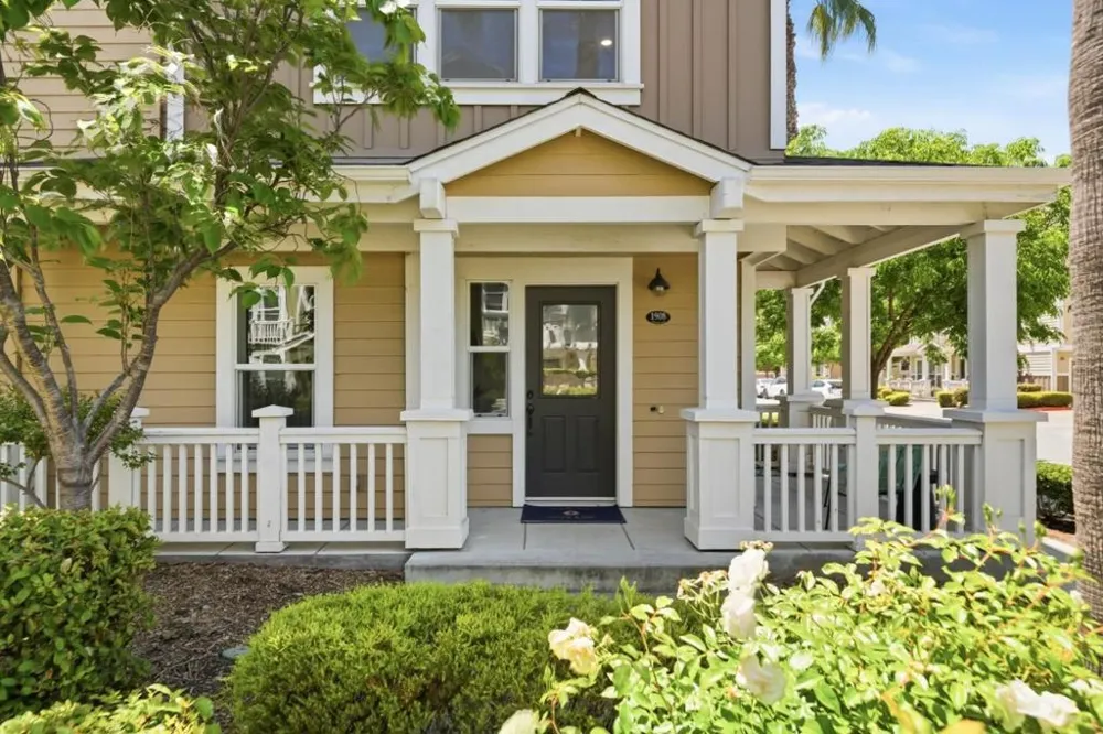 1908 Aberdeen Lane Mountain View, CA 94043