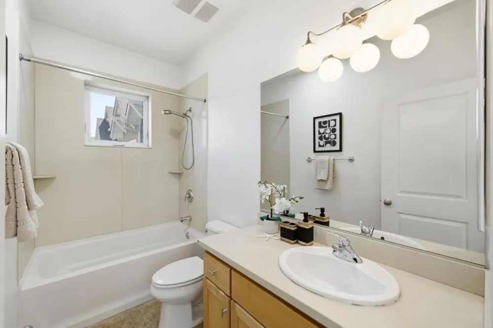 1908 Aberdeen Lane Mountain View, CA 94043