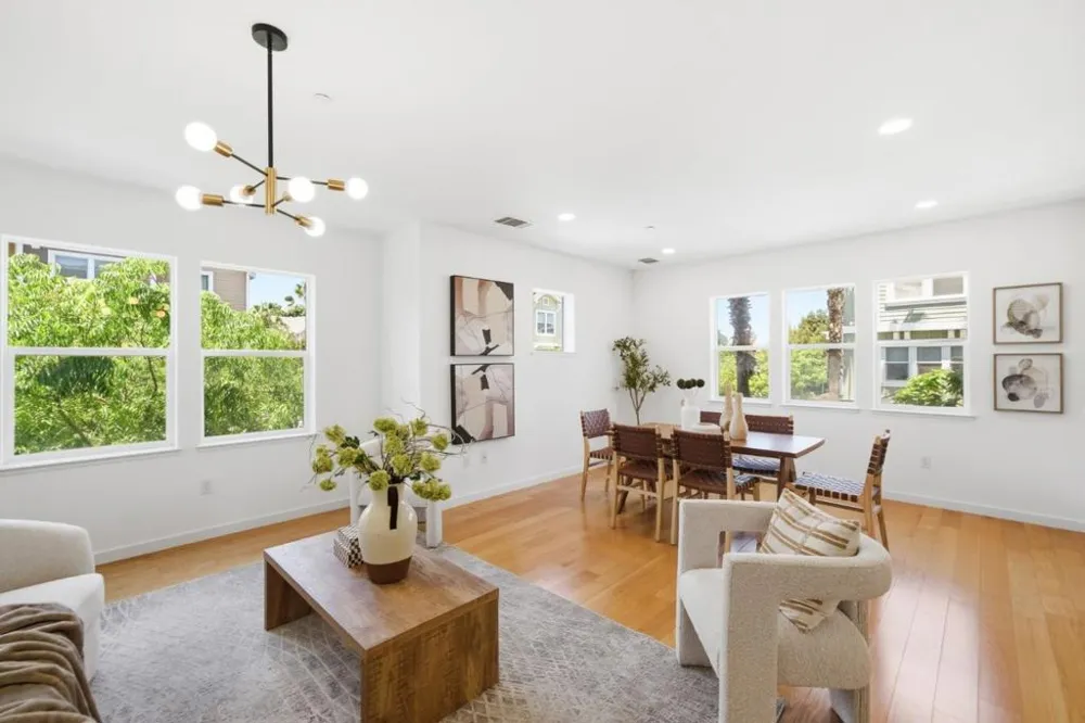 1908 Aberdeen Lane Mountain View, CA 94043