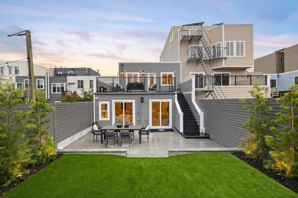 678 23rd Avenue San Francisco, CA 94121