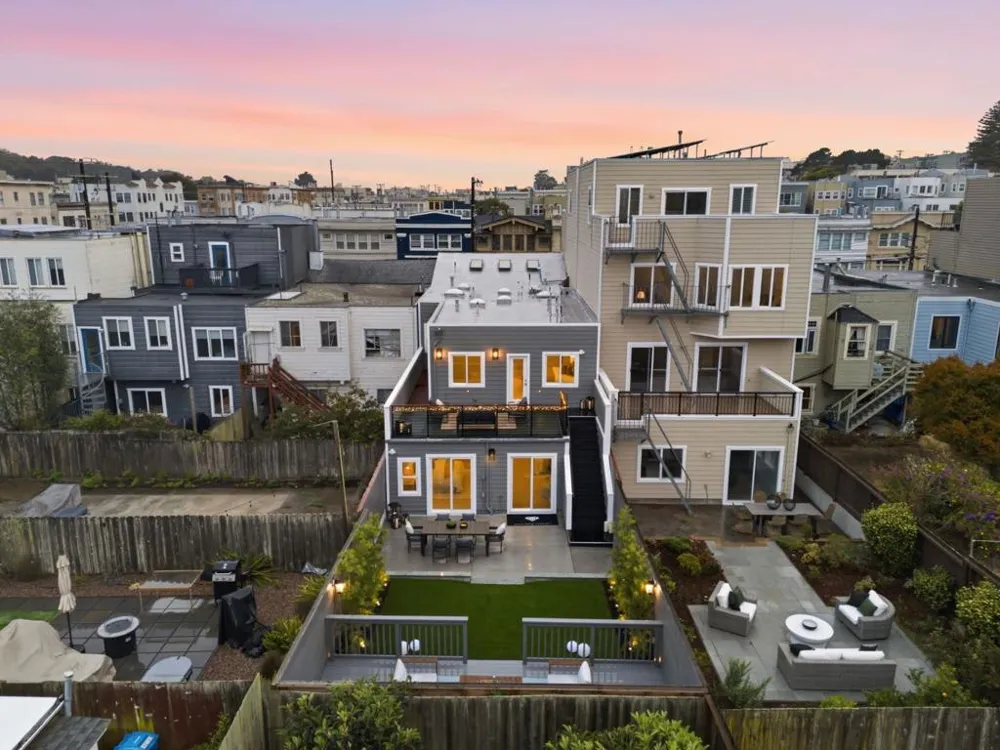 678 23rd Avenue San Francisco, CA 94121