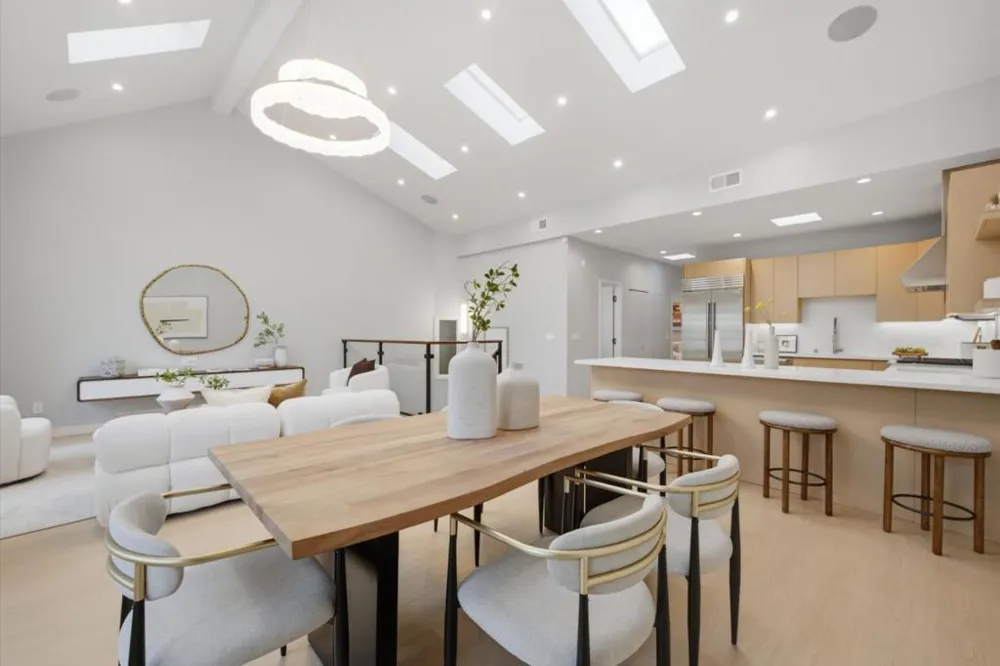 678 23rd Avenue San Francisco, CA 94121
