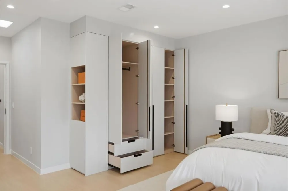 678 23rd Avenue San Francisco, CA 94121