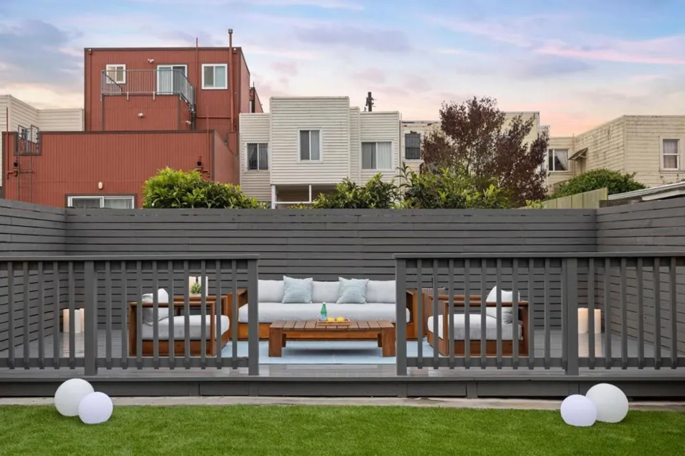 678 23rd Avenue San Francisco, CA 94121