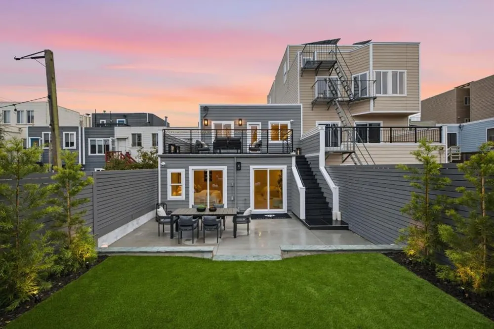 678 23rd Avenue San Francisco, CA 94121