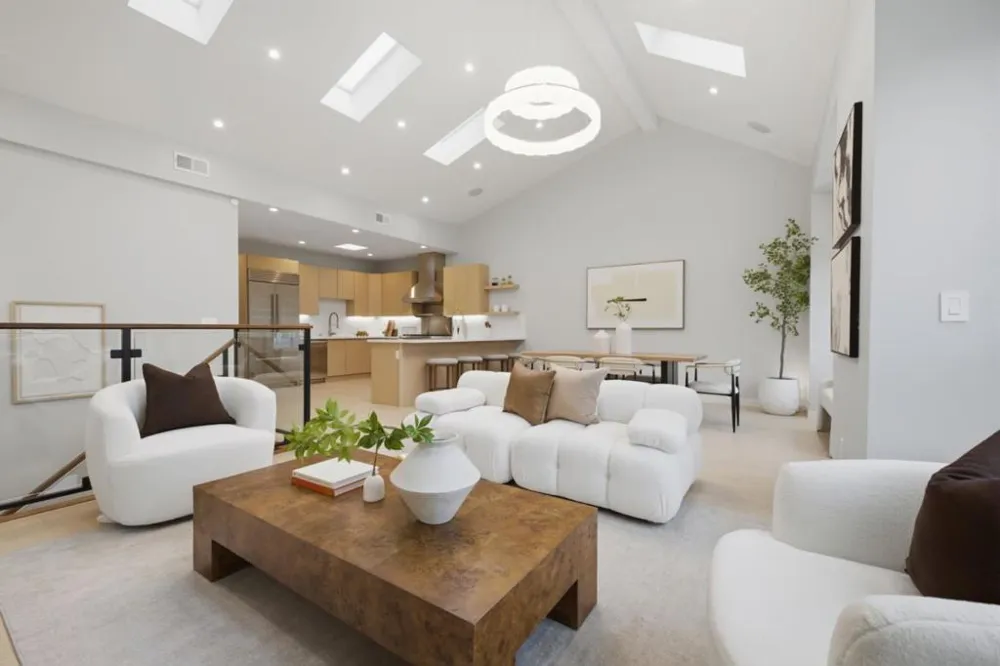 678 23rd Avenue San Francisco, CA 94121