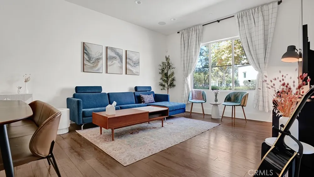 111 Frame Irvine, CA 92618
