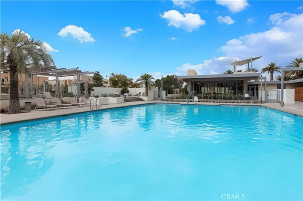 111 Frame Irvine, CA 92618