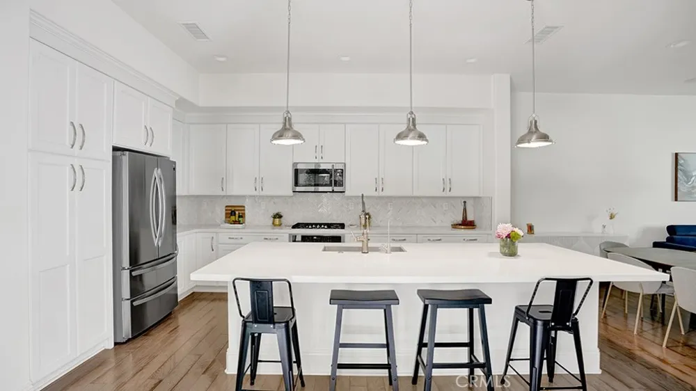 111 Frame Irvine, CA 92618