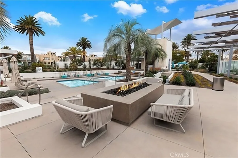 111 Frame Irvine, CA 92618