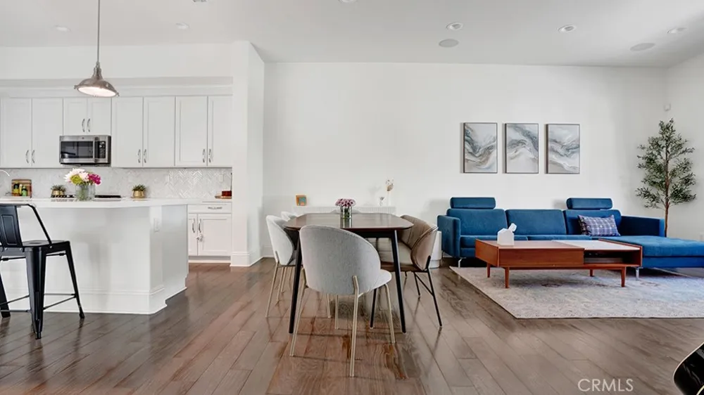 111 Frame Irvine, CA 92618