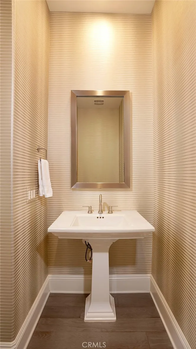 111 Frame Irvine, CA 92618