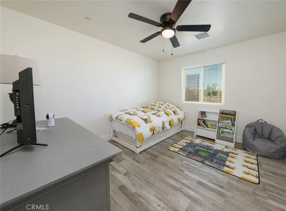 1136 W Vulcan Ridgecrest, CA 93555