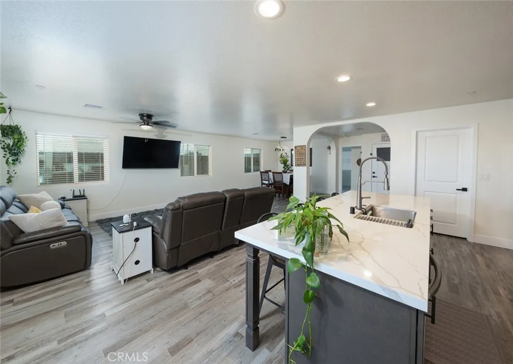 1136 W Vulcan Ridgecrest, CA 93555