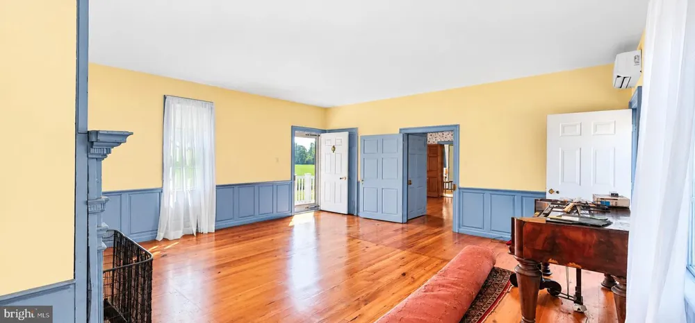35257 CATS POINT LANE Painter, VA 23423