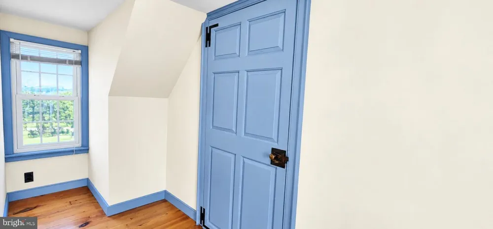 35257 CATS POINT LANE Painter, VA 23423