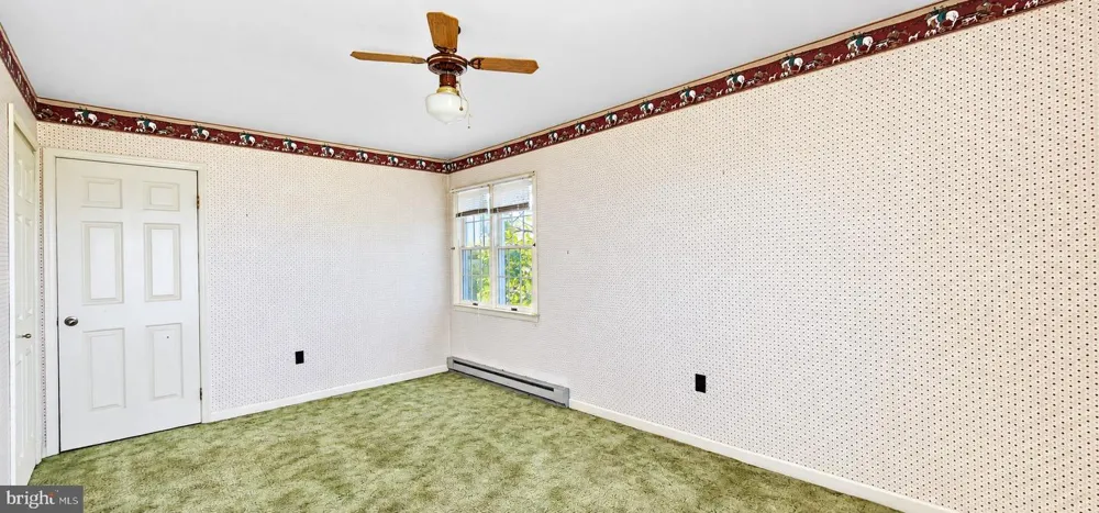 35257 CATS POINT LANE Painter, VA 23423