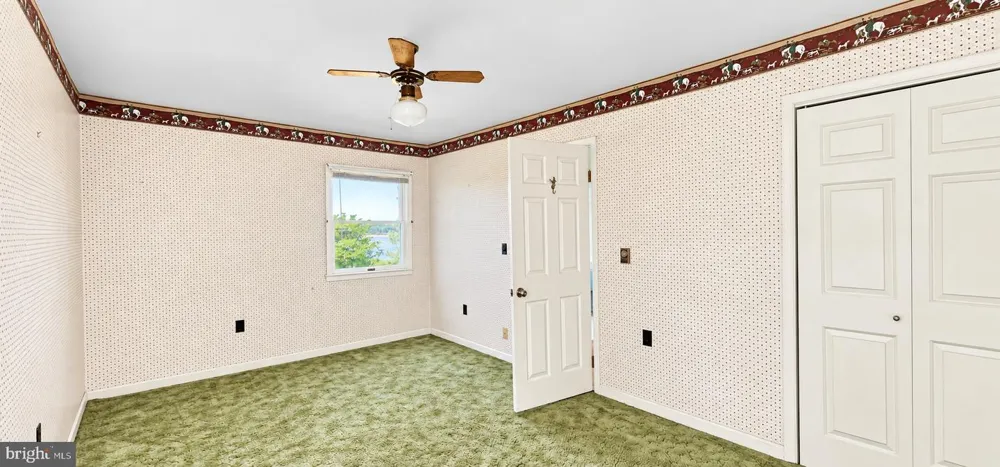 35257 CATS POINT LANE Painter, VA 23423