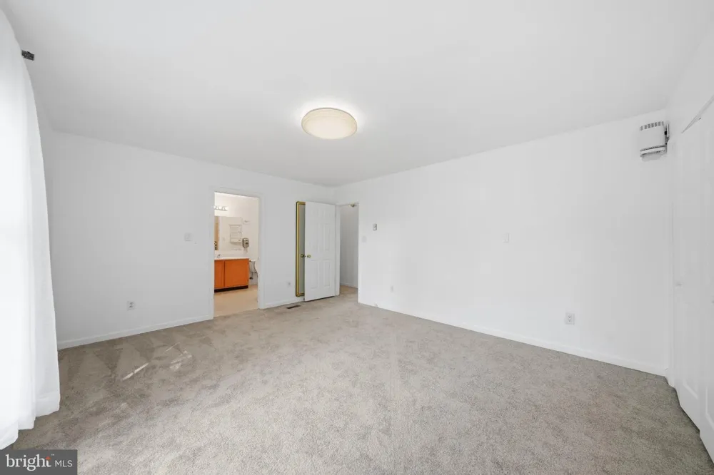 913 FAWN AVENUE Pasadena, MD 21122