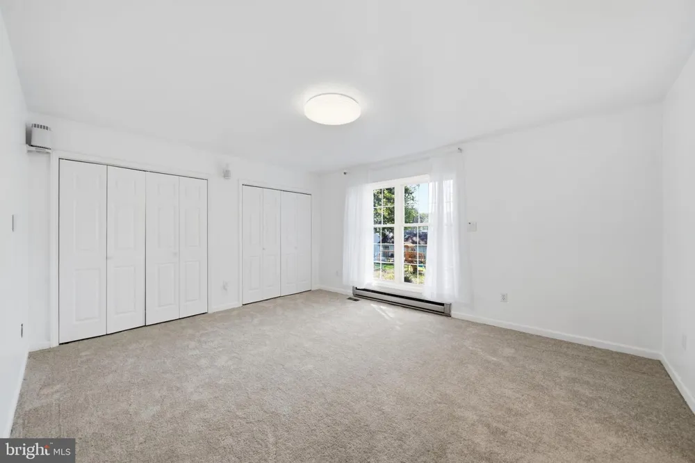 913 FAWN AVENUE Pasadena, MD 21122