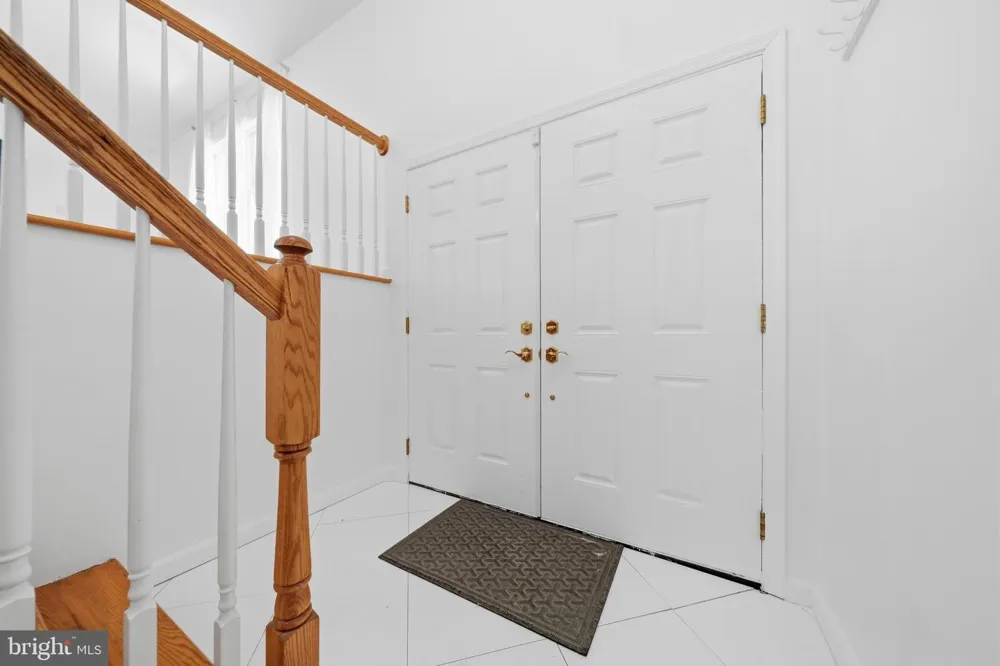 913 FAWN AVENUE Pasadena, MD 21122