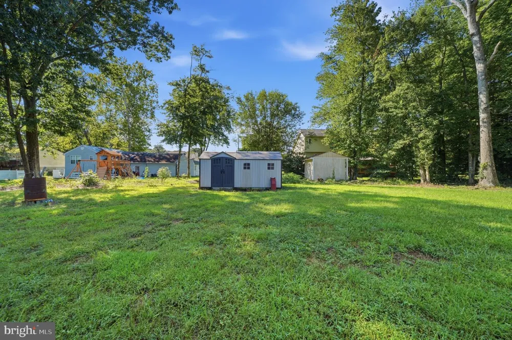 913 FAWN AVENUE Pasadena, MD 21122