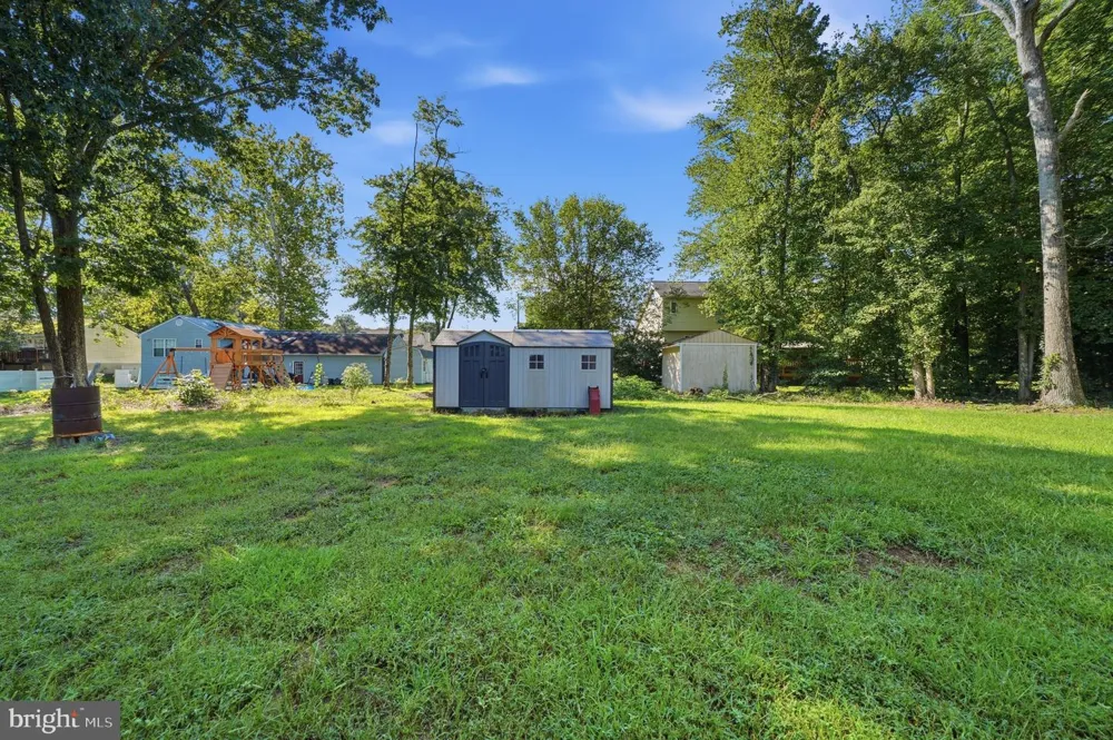 913 FAWN AVENUE Pasadena, MD 21122