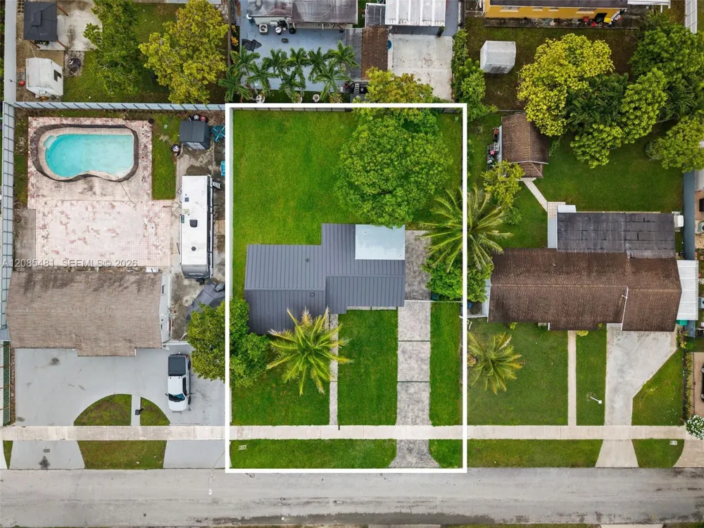 20120 SW 117th Ct Miami, FL 33177
