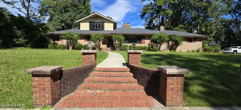 2001 Forest Hill Drive