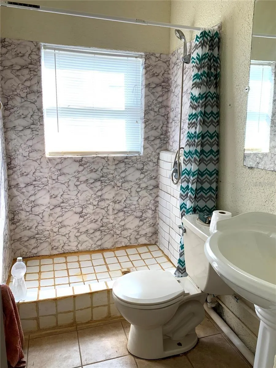 100 JOHN STREET Frostproof, FL 33843