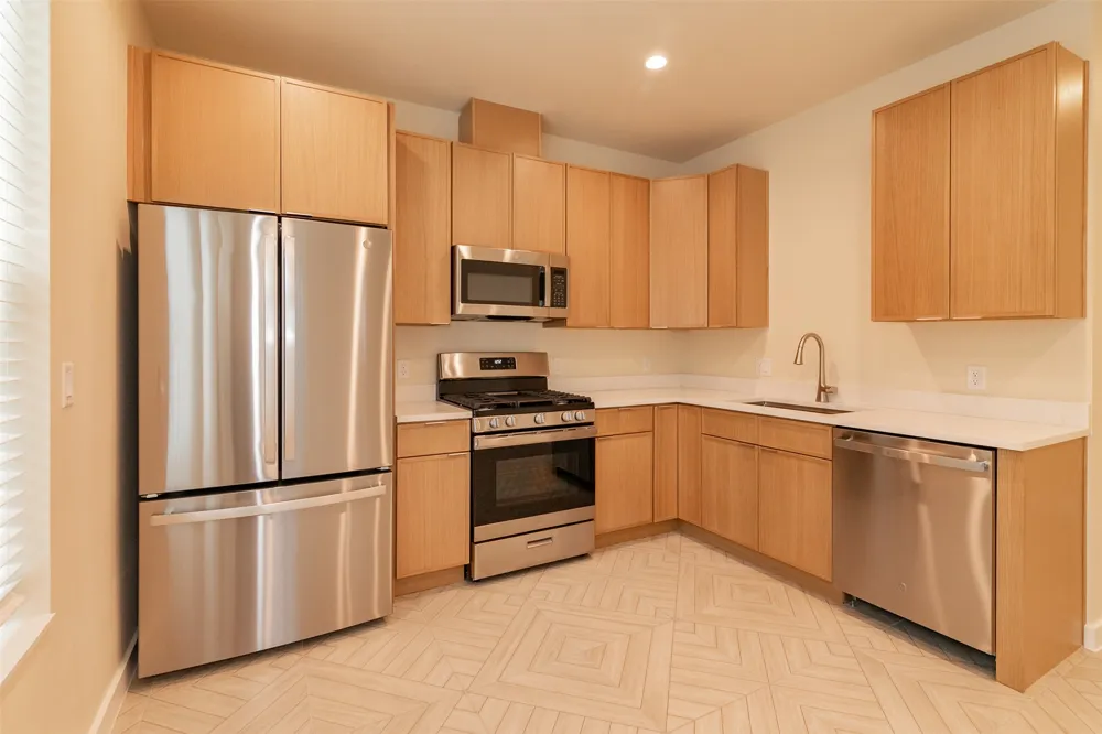 1012 W Milton Street #B Austin, TX 78704