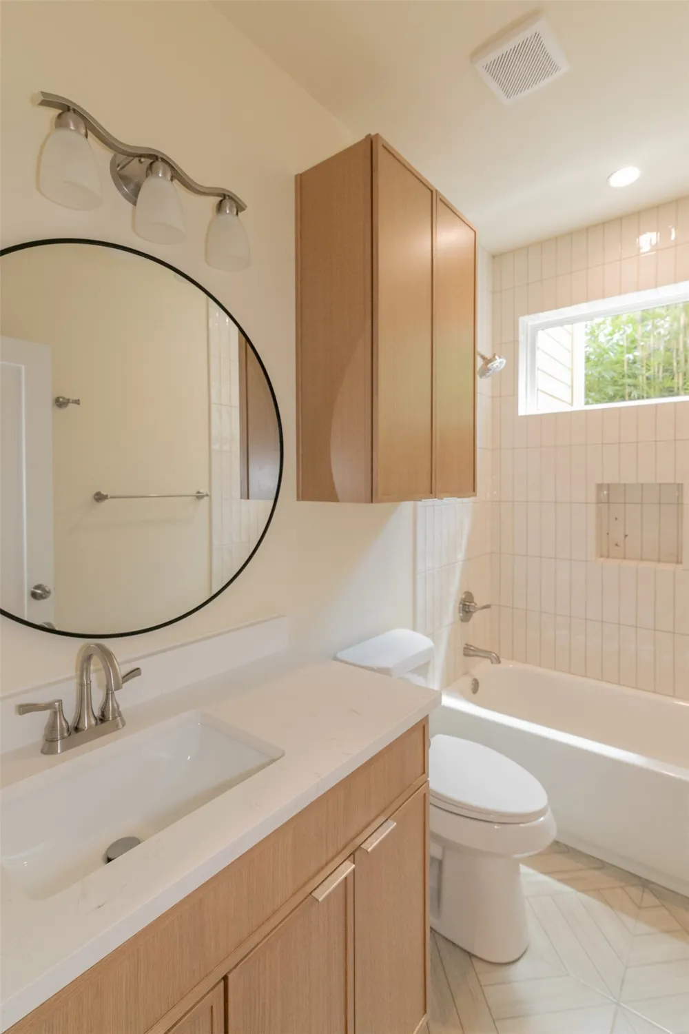 1012 W Milton Street #B Austin, TX 78704