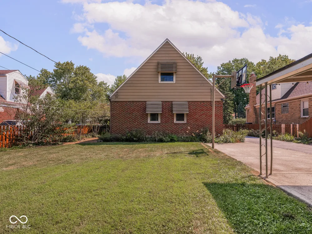 1510 Leland Avenue Indianapolis, IN 46219