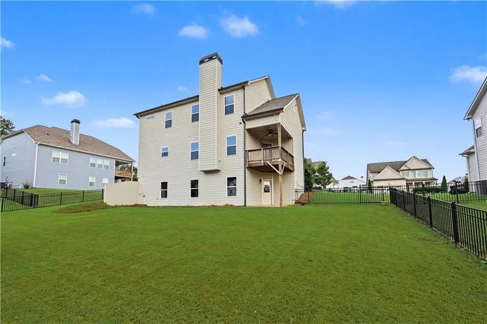 1328 Woods Lane Jefferson, GA 30549