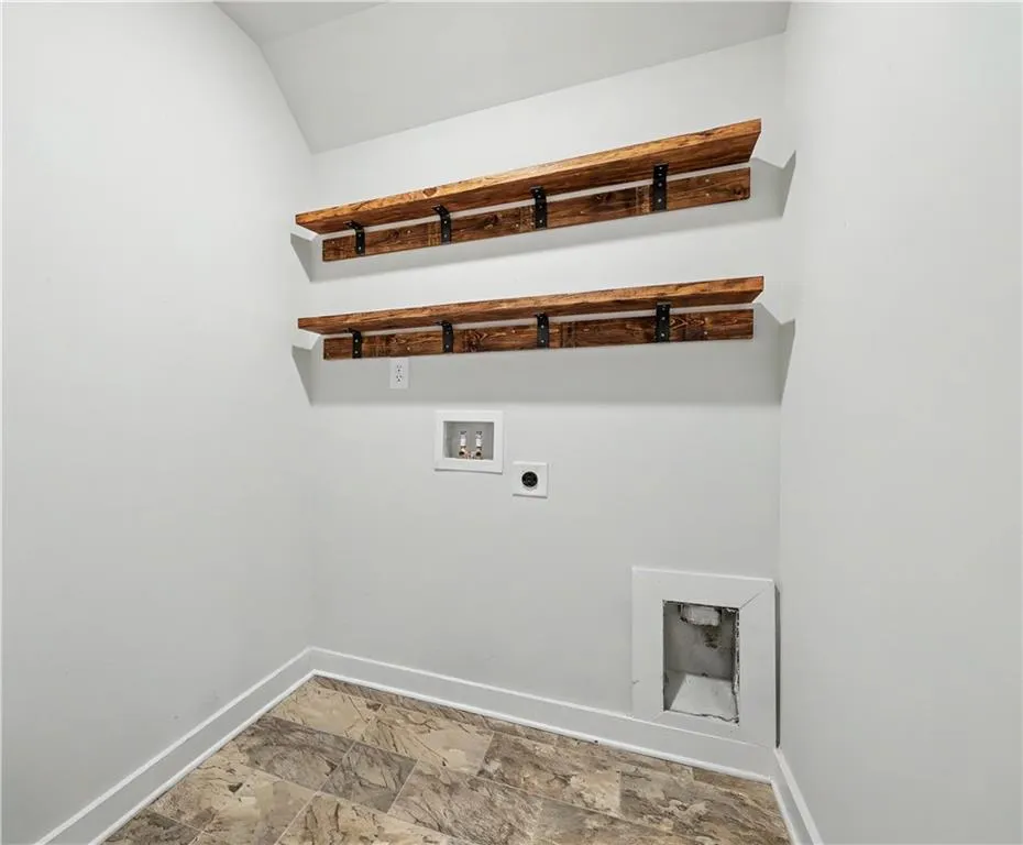 1328 Woods Lane Jefferson, GA 30549