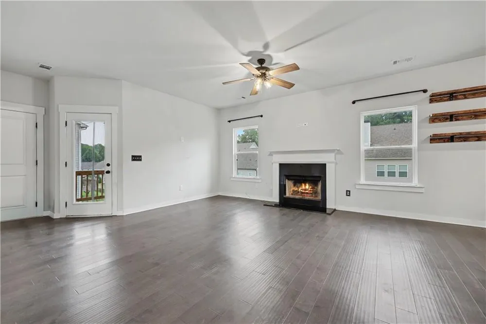 1328 Woods Lane Jefferson, GA 30549