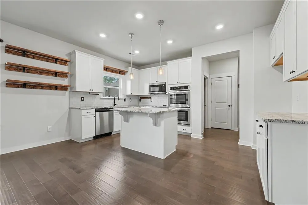 1328 Woods Lane Jefferson, GA 30549