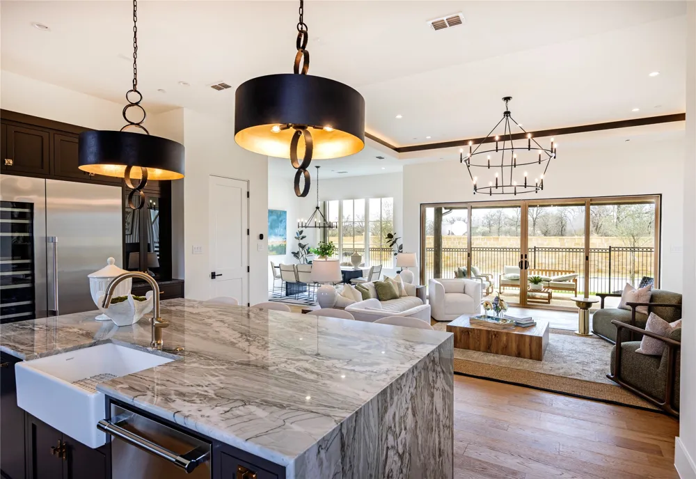 1801 Cannes Circle Southlake, TX 76092