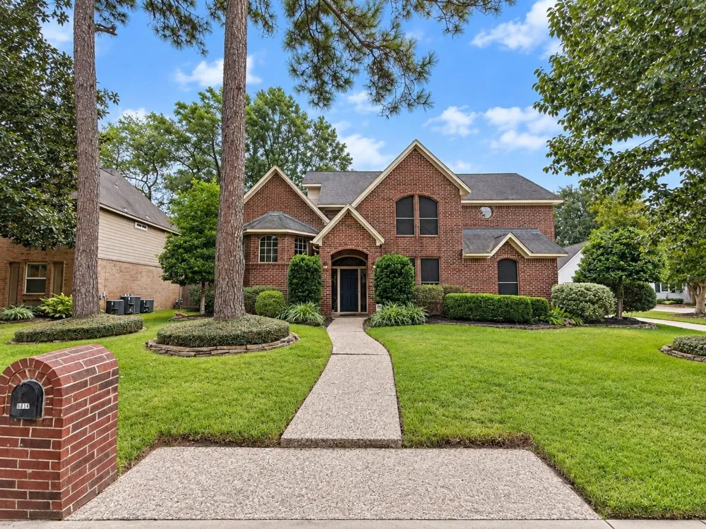 5814 Woodland Creek Drive Kingwood, TX 77345