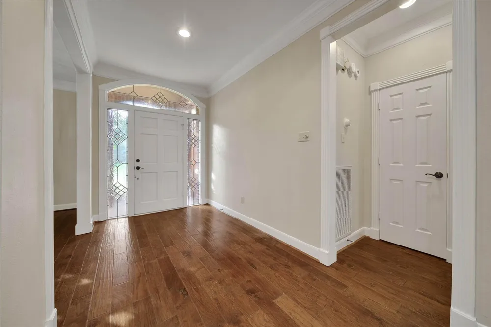 5814 Woodland Creek Drive Kingwood, TX 77345