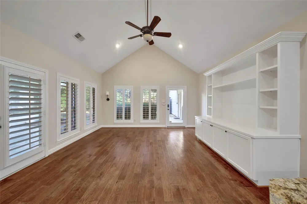 5814 Woodland Creek Drive Kingwood, TX 77345