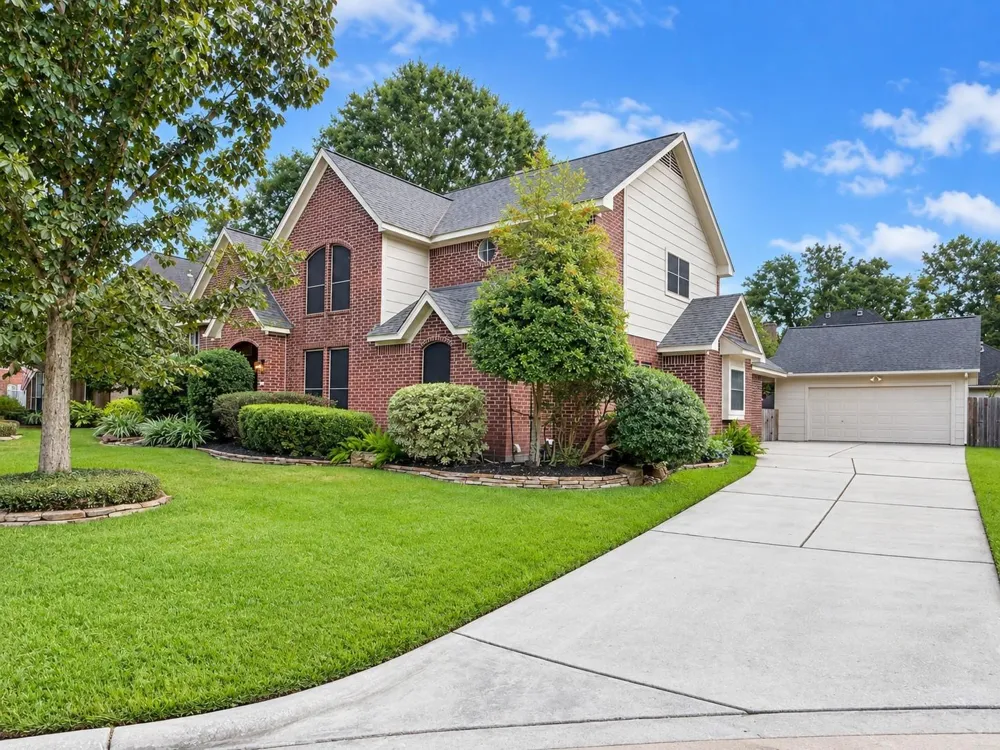 5814 Woodland Creek Drive Kingwood, TX 77345