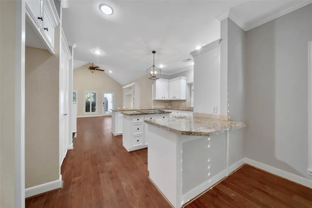 5814 Woodland Creek Drive Kingwood, TX 77345